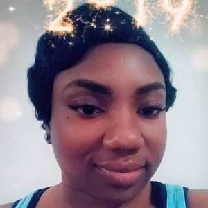 Meet your Posher, Ebony